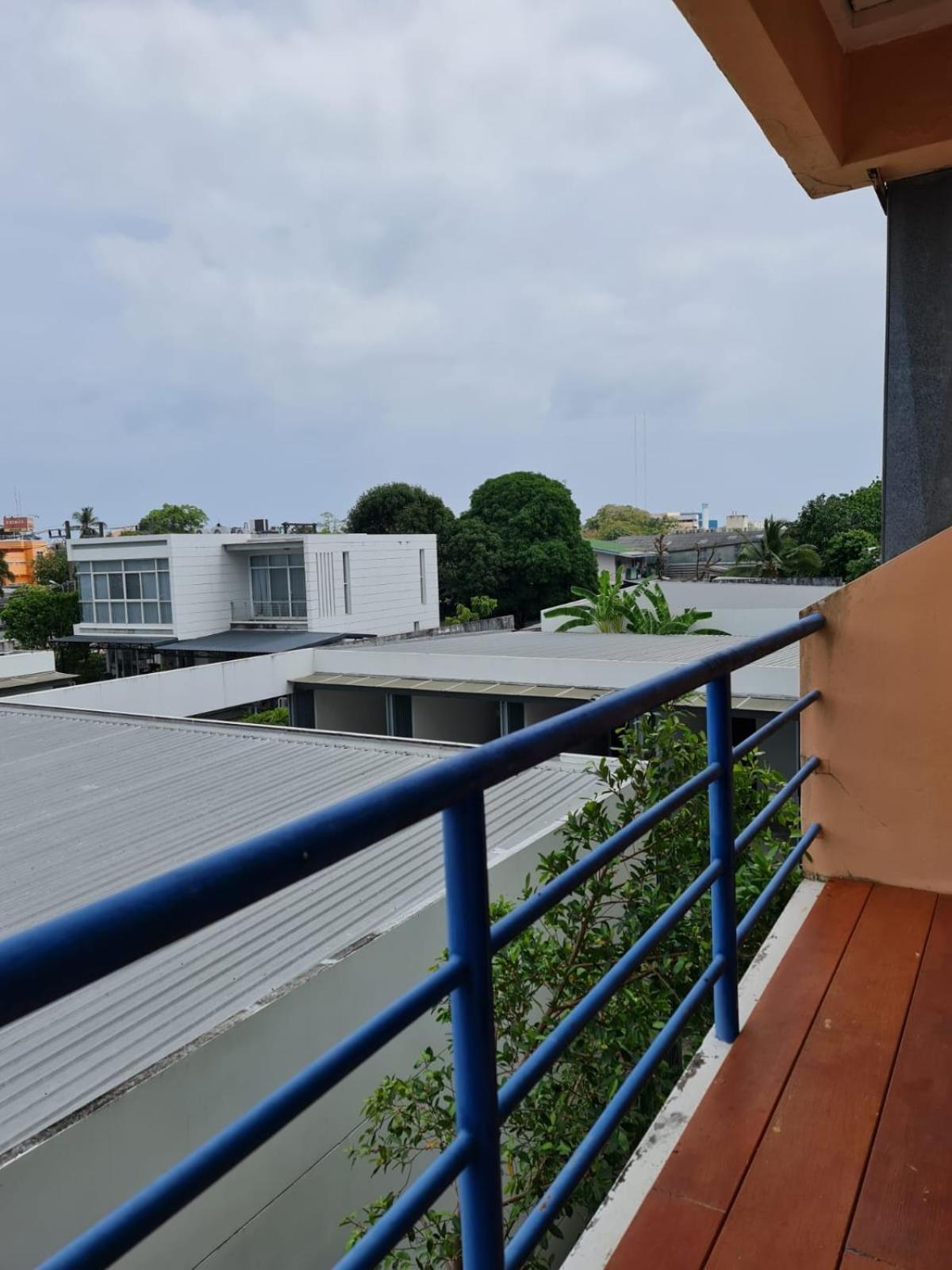 Desa Phuket Hotell Exteriör bild